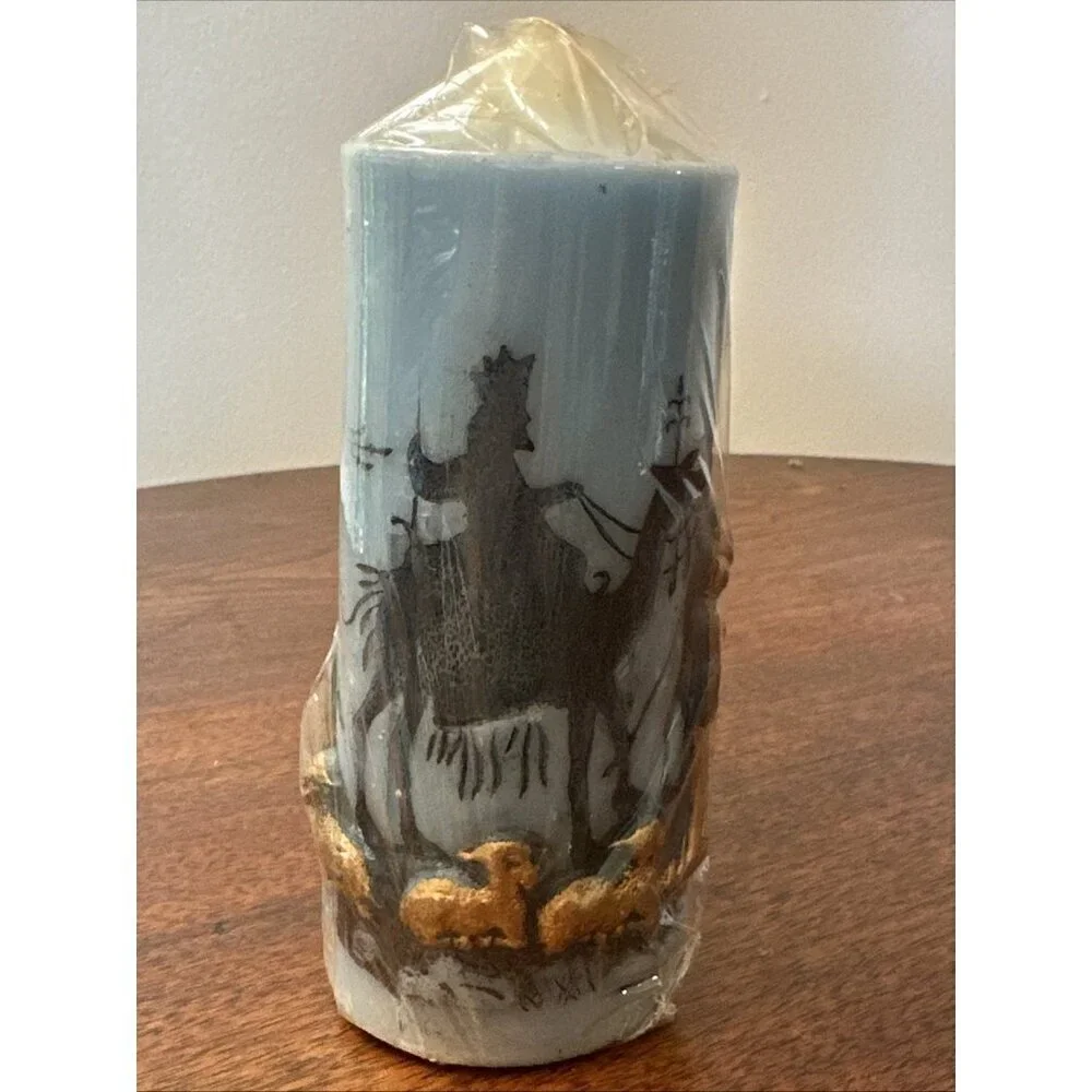 NOS Vintage Holiday Elegance blue and gold nativity sculptural 3-D candle